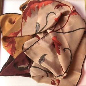 Timeless Fashion Diahann Carroll Scarf 100% Silk